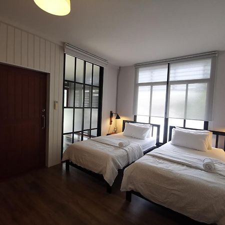 Albergue Liaw Base House Bangkok Exterior foto